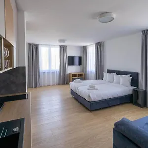 milo-aparthotel.hotelswroclaw.com/