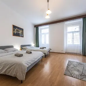  Apartment Wenceslas Square 2 Bedroom